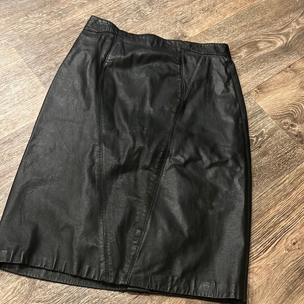 Vintage G-III Womans Sz 7/8 Black Leather Pencil Skirt Button Split 80/90s VGUC